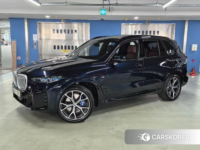 BMW X5 (G05) 2024 Черный из Кореи