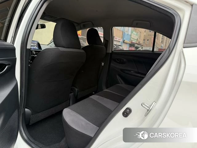 Toyota Vios 2021 Белый из Китая