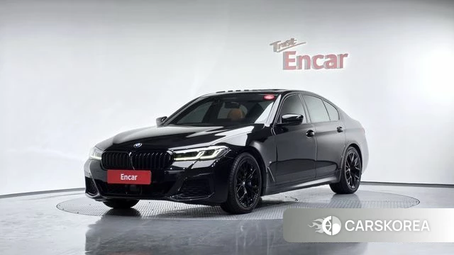 BMW 5 Series (G30) 2021 Черный из Кореи