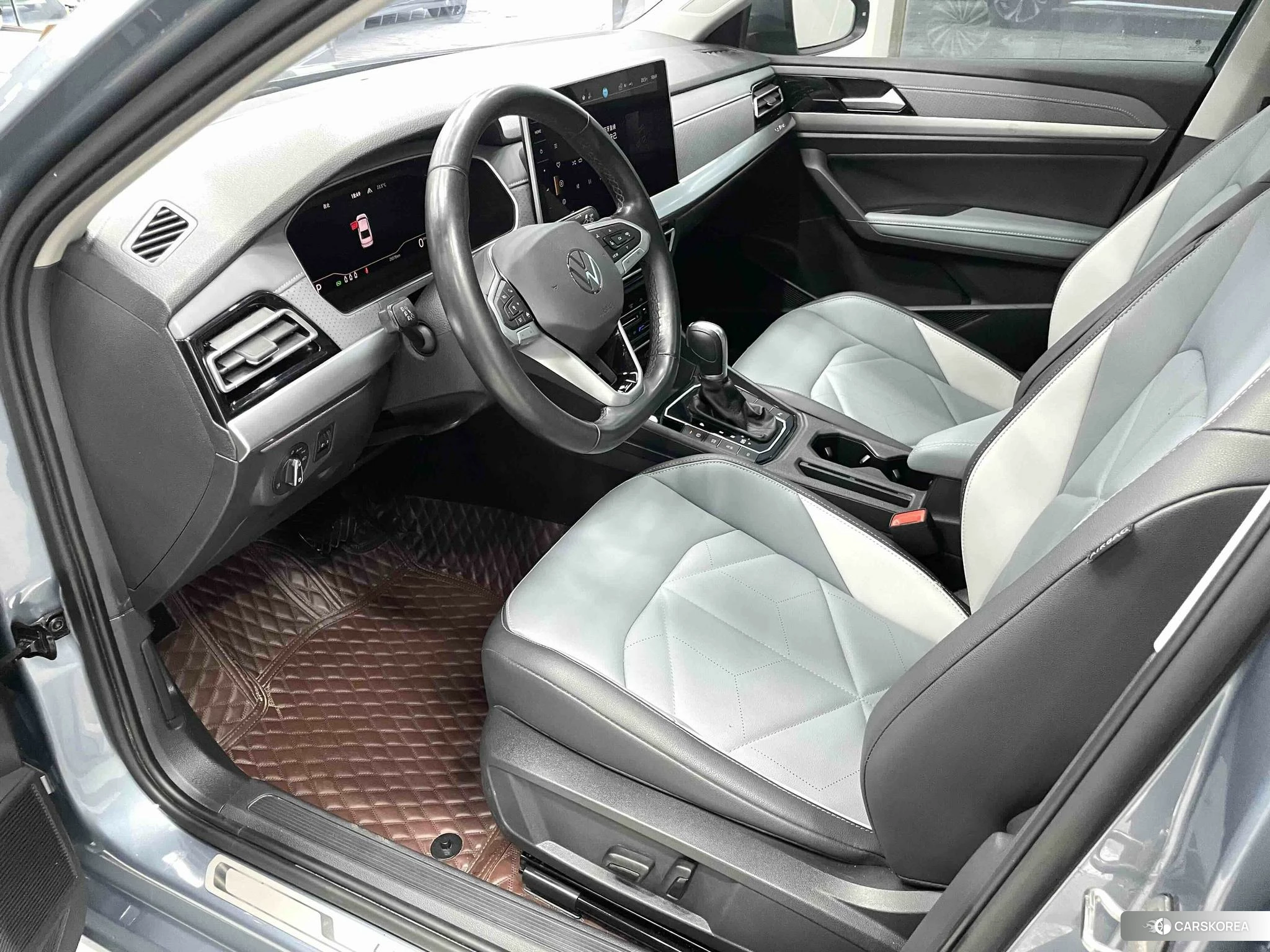 Volkswagen Lavida 2022 Синий из Китая