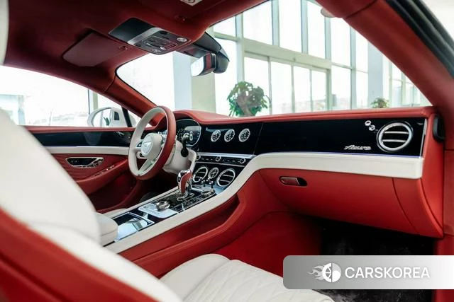 Bentley Continental PHEV 2026 Белый из Китая