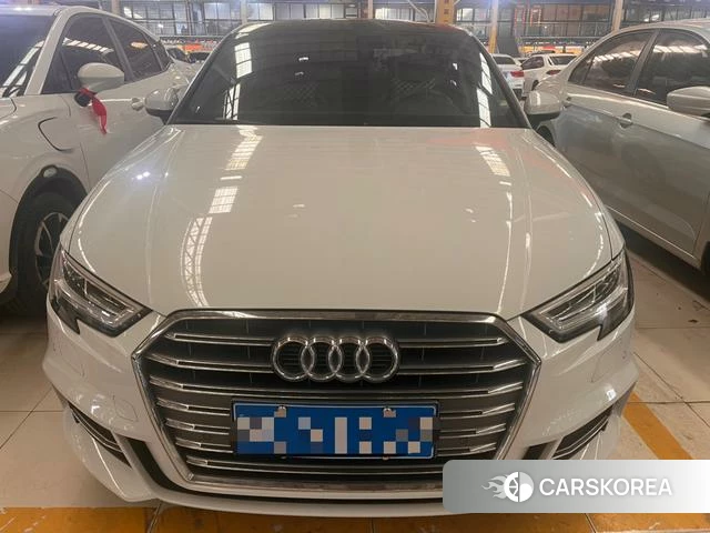 Audi A3 2021 Белый из Китая