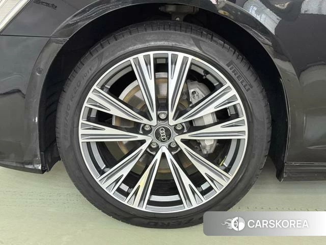 Audi A6L 2023 Черный из Китая