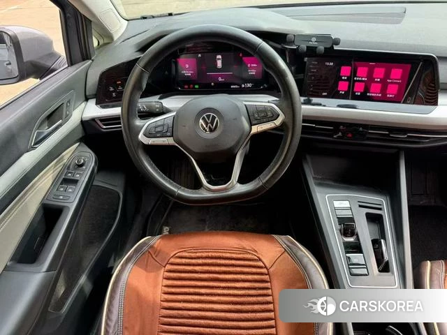 Volkswagen Golf 2021 Серебристо-серый из Китая