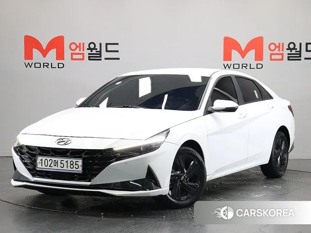 Hyundai Avante Hybrid (CN7) 2022 Белый из Кореи