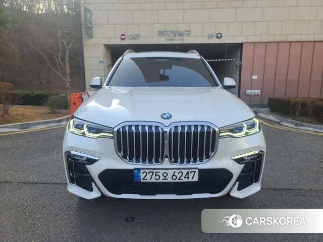BMW X7 (G07) 2022 Белый из Кореи