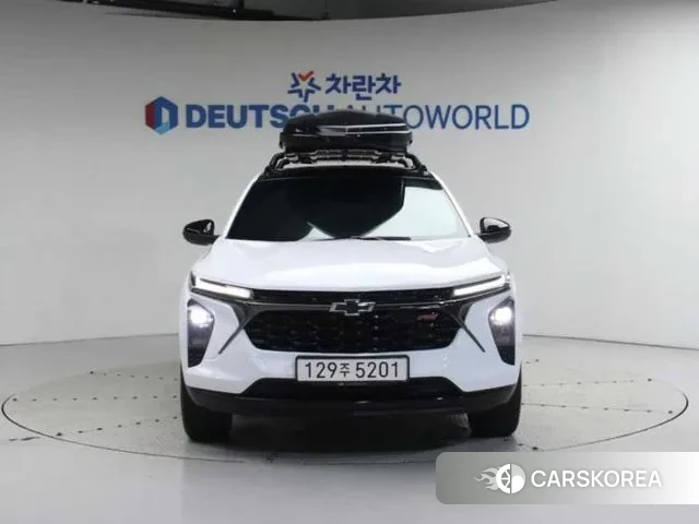 Chevrolet (GM Daewoo) Trax Crossover 2024 Белый из Кореи