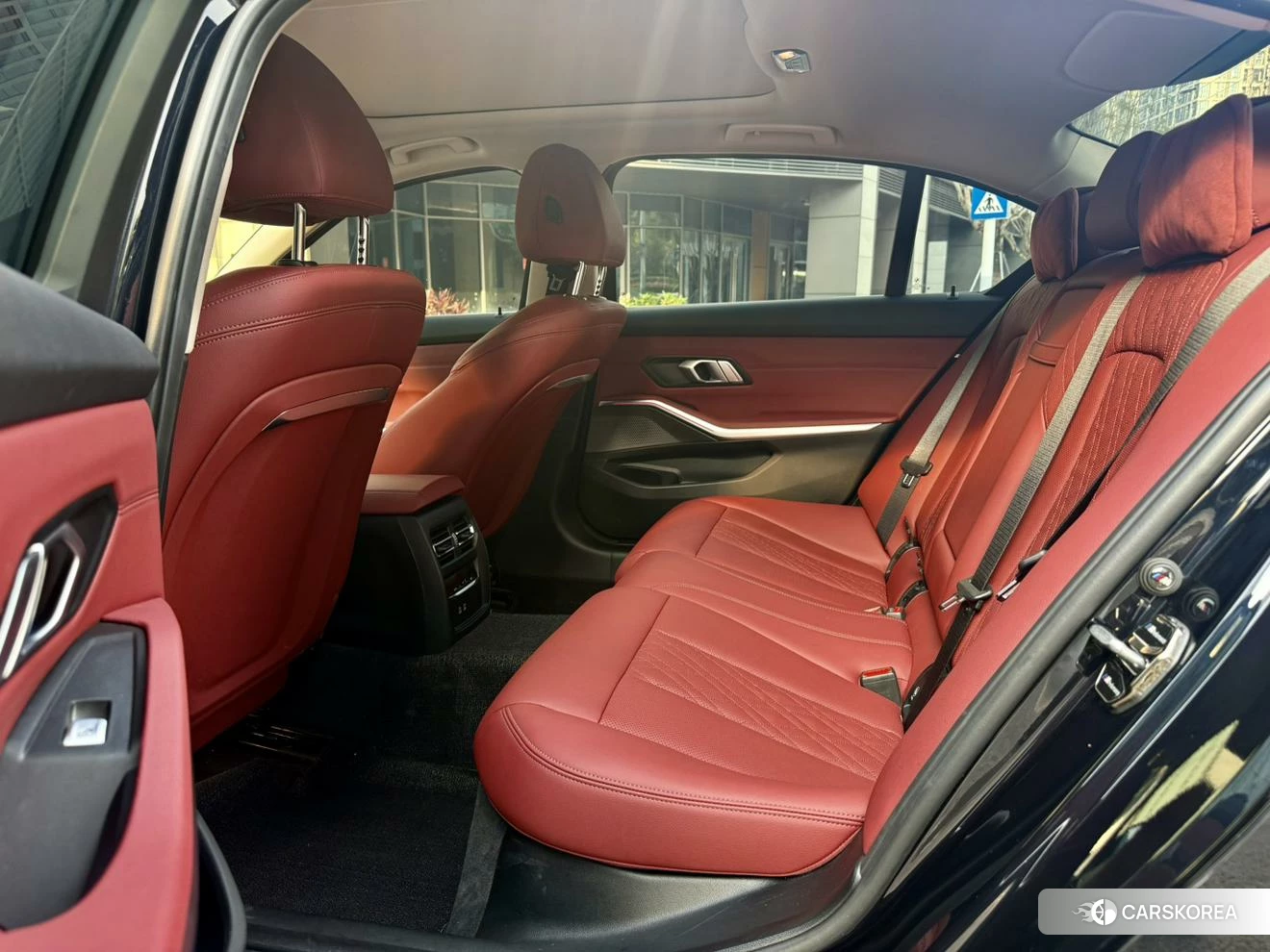 BMW 3 series 2022 Черный из Китая