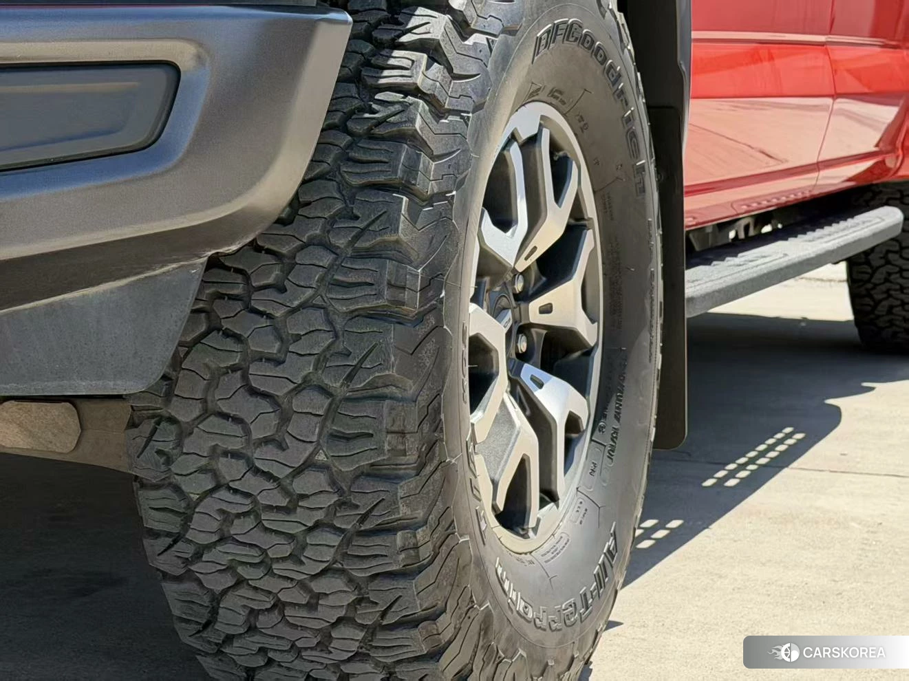 Ford F-150 Raptor 2022 Оранжевый из Китая