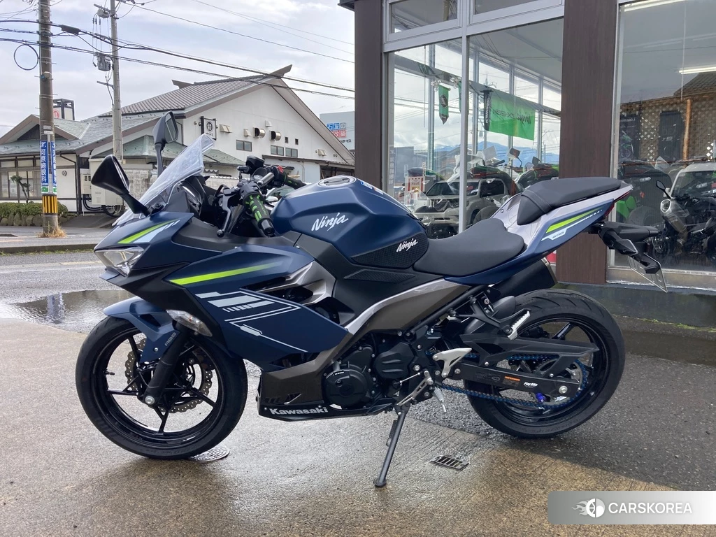 Проданный Kawasaki Ninja 400-2 2022 из Японии, фото 2