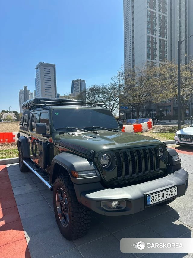 Jeep Gladiator (JT) 2021 Темно-зеленый из Кореи