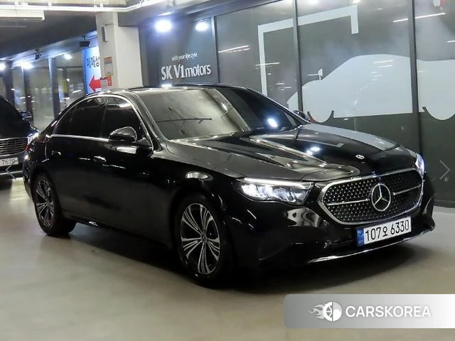 Mercedes-Benz E-Class W214 2024 Черный из Кореи