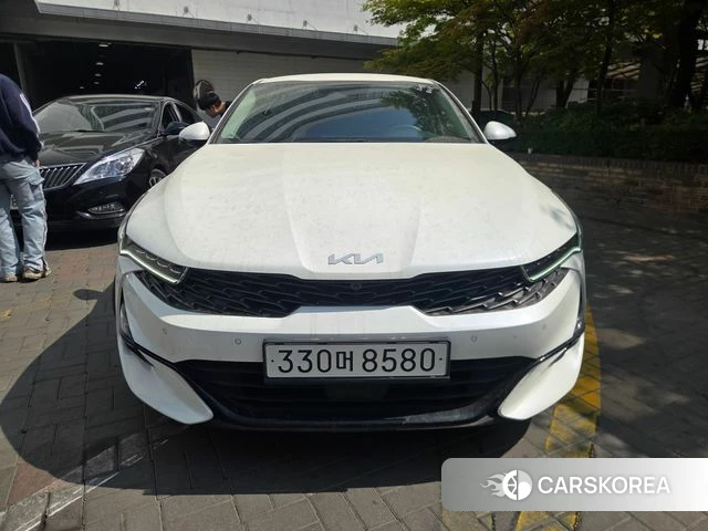 Kia K5 3rd generation 2022 Белый из Кореи