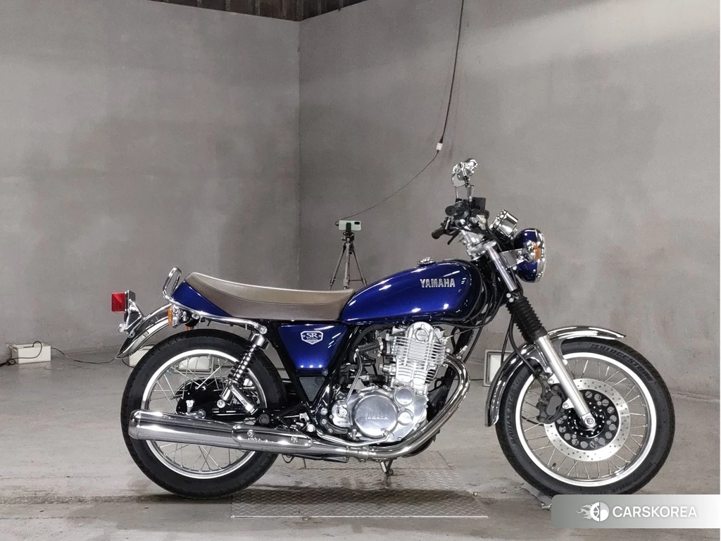 Проданный Yamaha SR 400 2021 из Японии