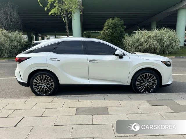Lexus RX 2025 Белый из Китая
