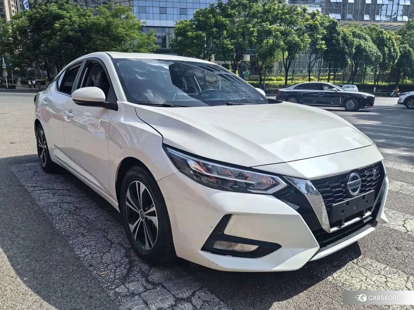 Nissan Sylphy 2021 Белый из Китая