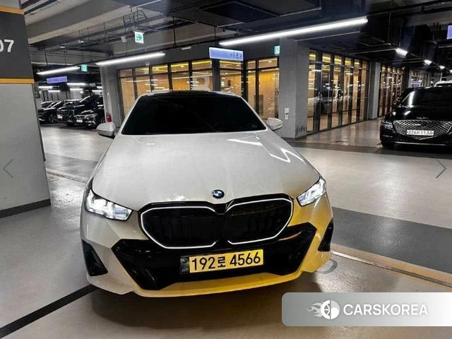 BMW 5 Series (G60) 2024 Белый из Кореи