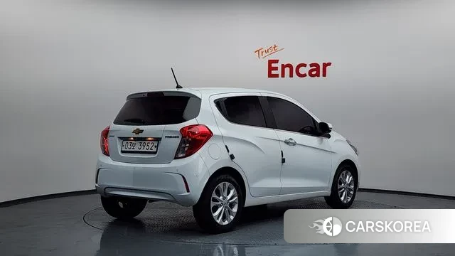 Chevrolet (GM Daewoo) The New Spark 2019 Белый из Кореи
