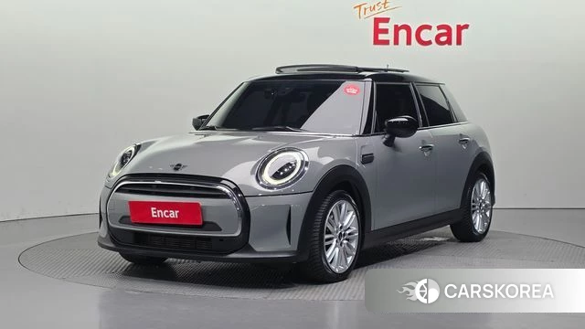 Mini Cooper 2022 Серебристо-серый из Кореи
