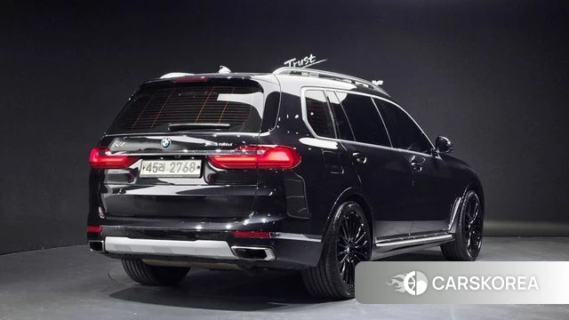 BMW X7 (G07) 2019 Черный из Кореи