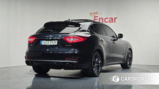 Maserati Levante 2021 Серый из Кореи