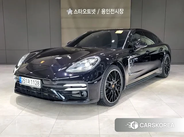 Porsche Panamera (971) 2022 Черный из Кореи