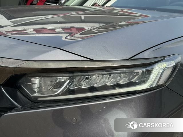 Honda Accord 2021 Серебристо-серый из Китая