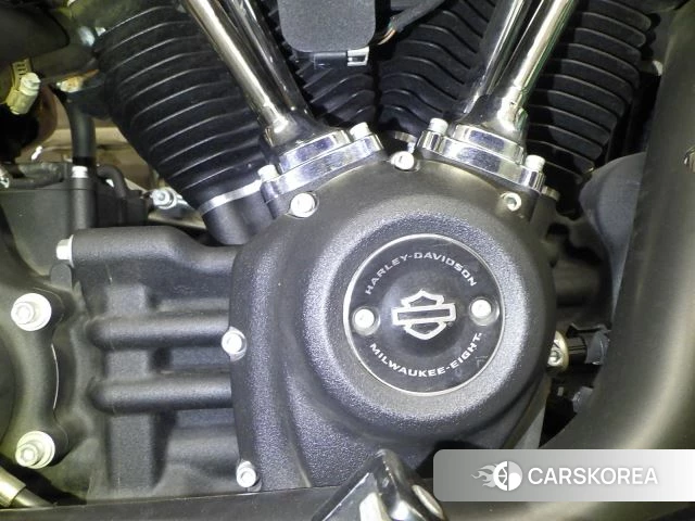 Engine photo