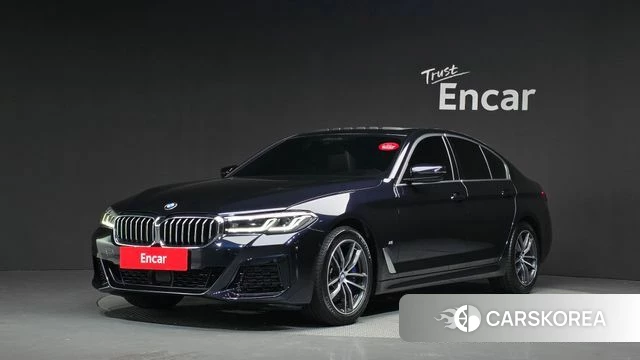BMW 5 Series (G30) 2022 Черный из Кореи