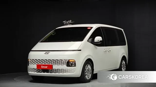 Hyundai Staria 2023 Белый из Кореи