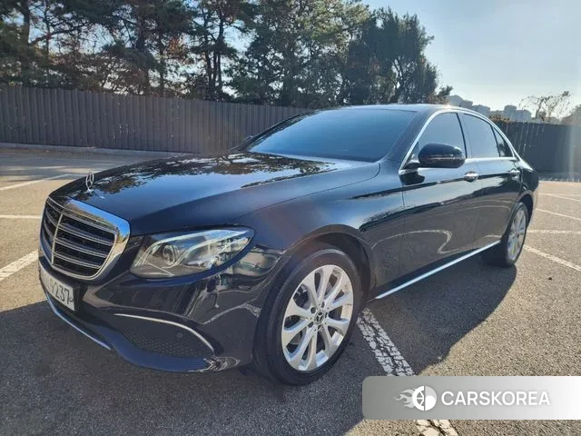 Mercedes-Benz E-Class W213 2020 Черный из Кореи