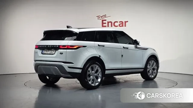 Land Rover Range Rover Evoque 2nd Generation 2021 Белый из Кореи