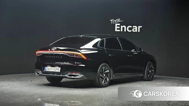 Hyundai The New Grandeur IG Hybrid 2022 Черный из Кореи