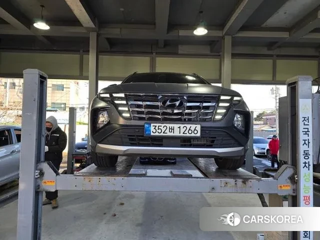 Hyundai Tucson (NX4) 2022 Серый из Кореи