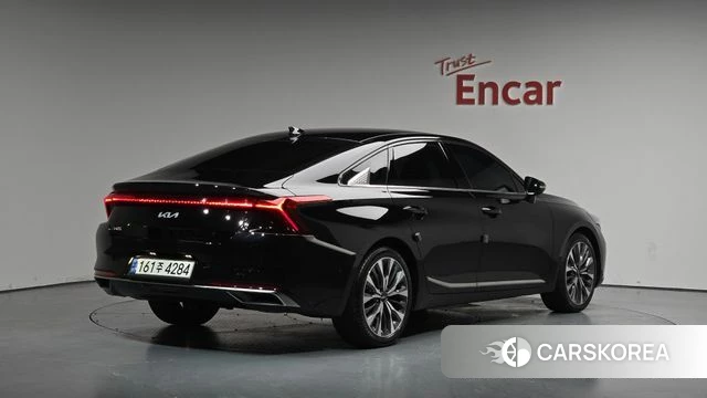 Kia K8 2021 Черный из Кореи