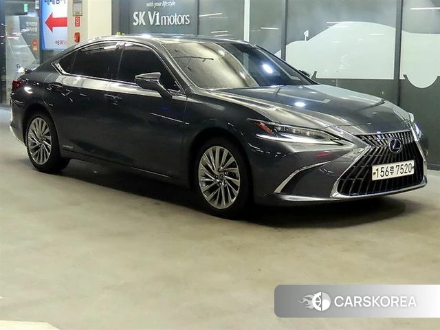 Lexus ES300h 7th generation 2021 Серый из Кореи