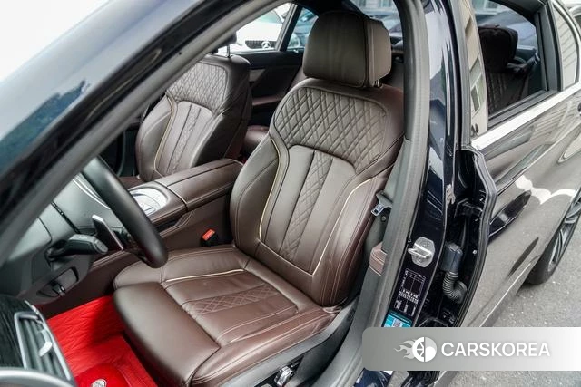 BMW 7 series 2021 Черный из Китая