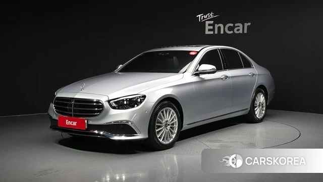 Mercedes-Benz E-Class W213 2022 Серебряный из Кореи