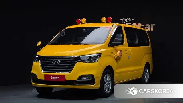 Hyundai The New Grand Starex 2018 Желтый из Кореи