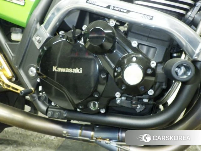 Engine photo
