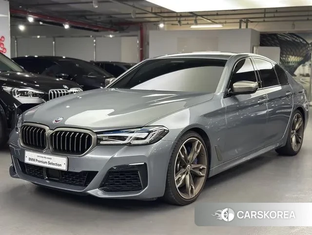 BMW 5 Series (G30) 2022 Серебряный из Кореи