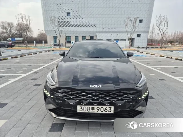 Kia K8 2022 Черный из Кореи