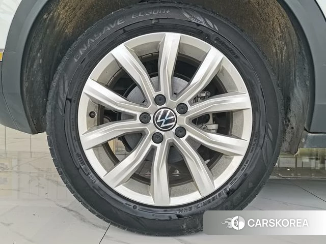 Volkswagen Exploring songs 2022 Белый из Китая