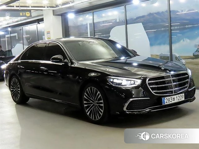 Mercedes-Benz S-Class W223 2023 Черный из Кореи