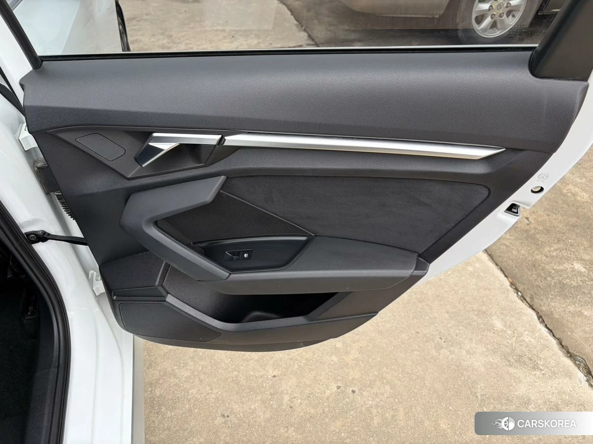 Audi A3 2023 Белый из Китая