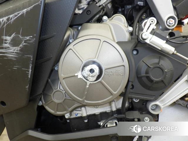 Engine photo
