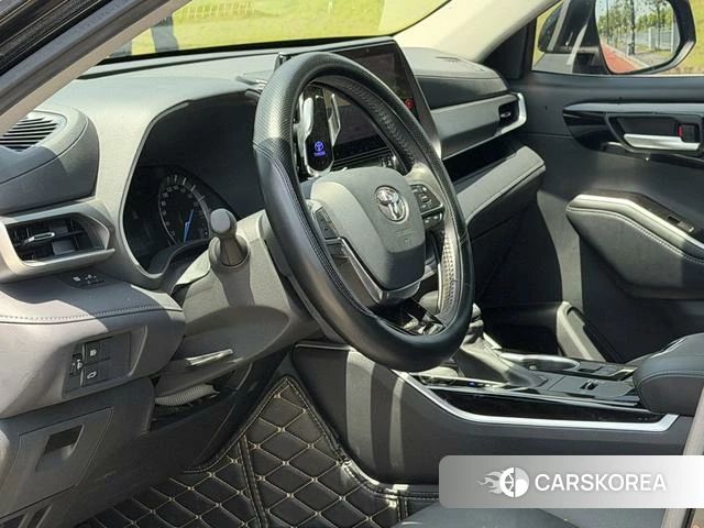 Toyota Highlander 2022 Черный из Китая