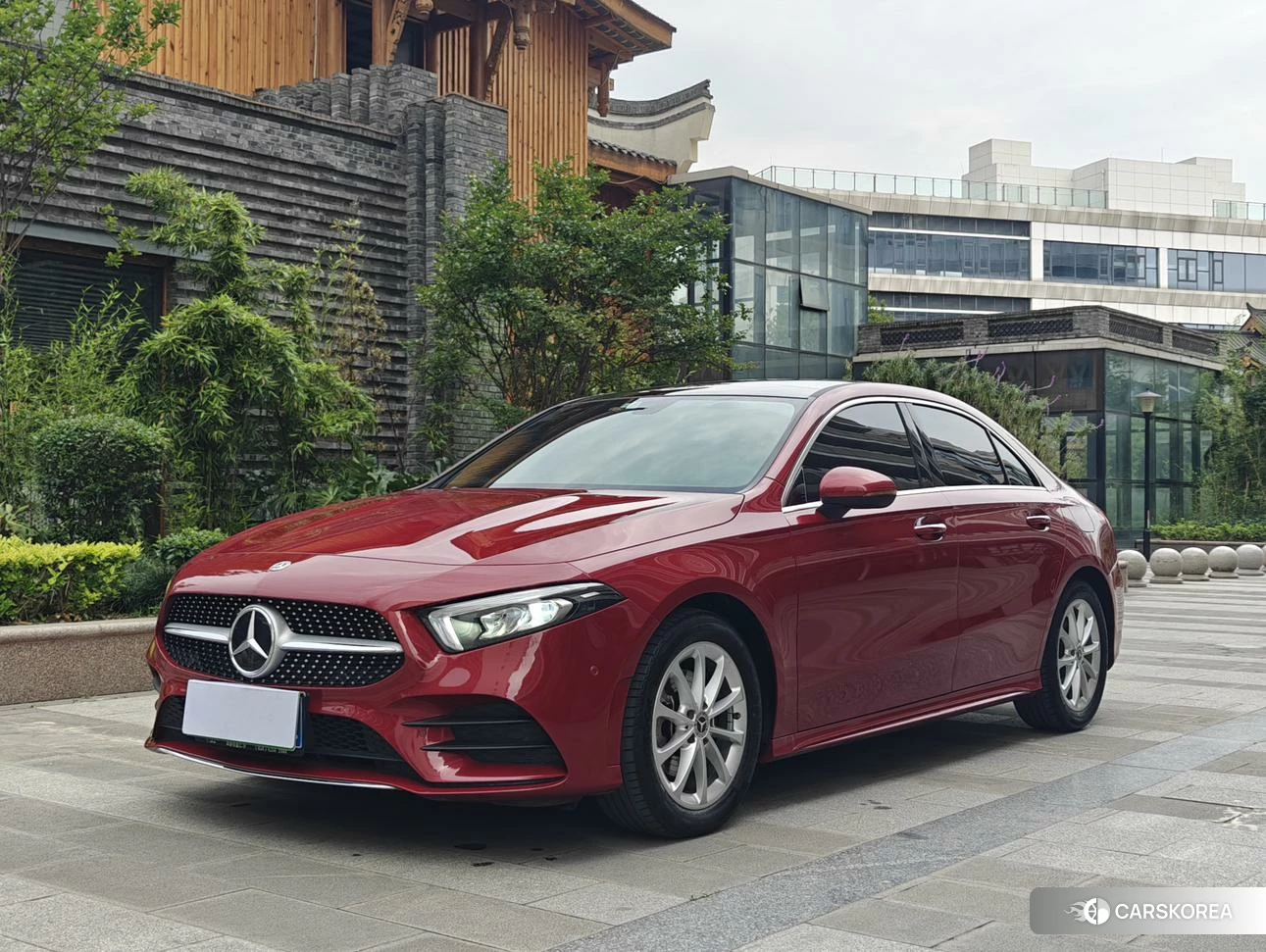Mercedes-Benz Class A 2021 Красный из Китая