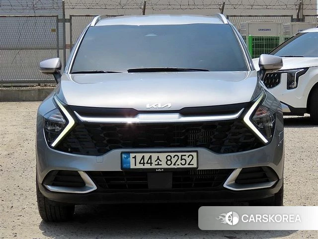 Kia Sportage 5th Generation 2022 Серебристо-серый из Кореи