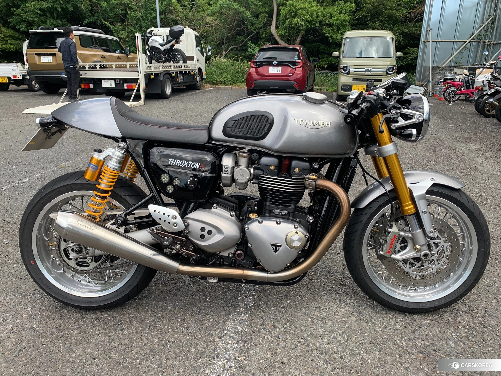 Проданный Triumph THRUXTON 1200R 2016 из Японии